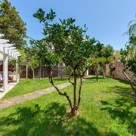 Beach Front House Kalamaki Bungalow Kato Galatas Exterior photo